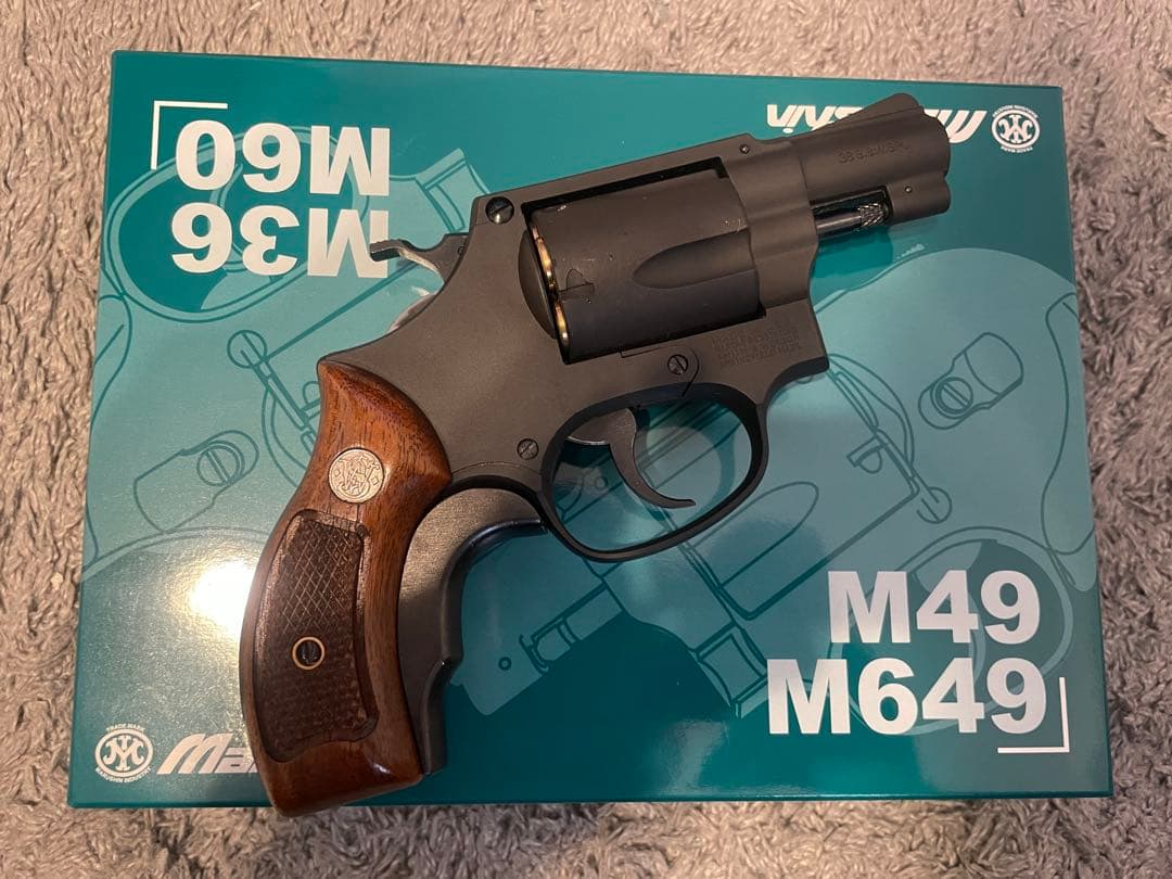 マルシン工業　S&W M36 2inch 木製グリップ　ブラックヘビーウェイト