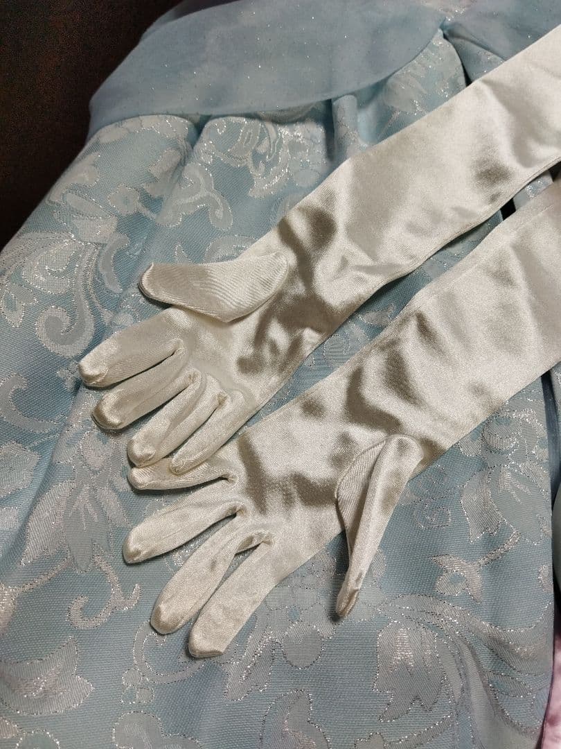 シンデレラドレス　130㎝　ビビディバビディブティック