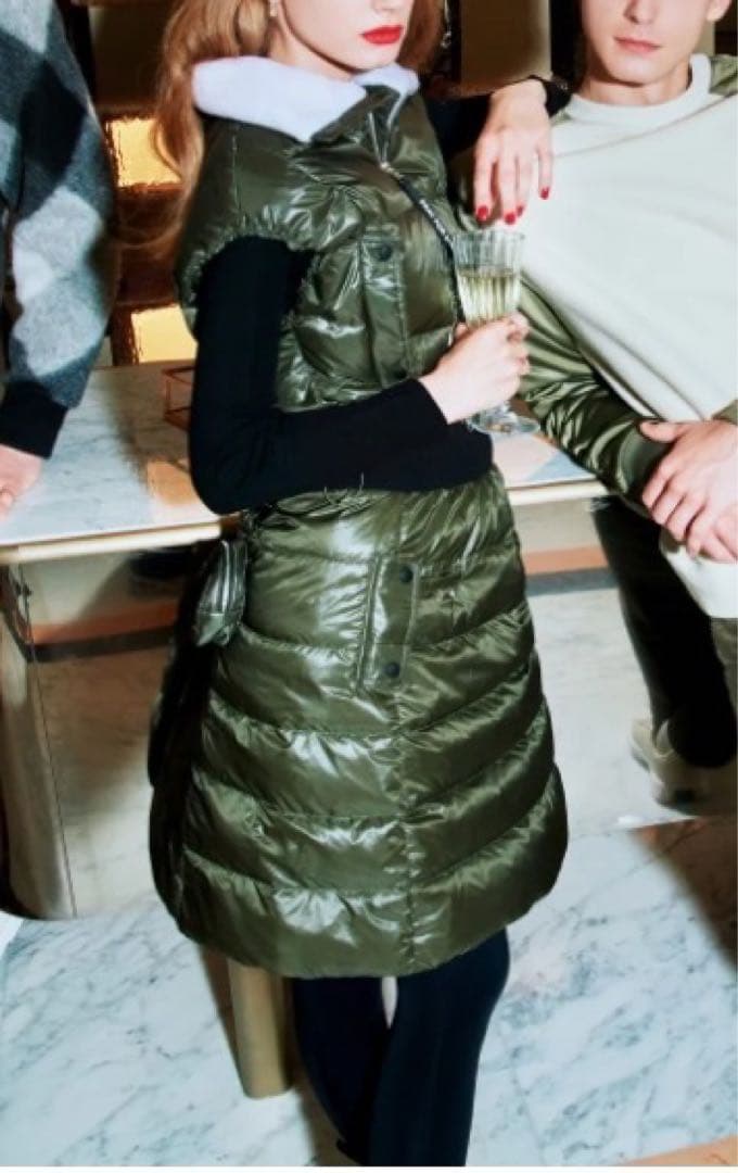 セール❣️G/FOREジーフォアレディースダウンショートベストsizeLカーキー