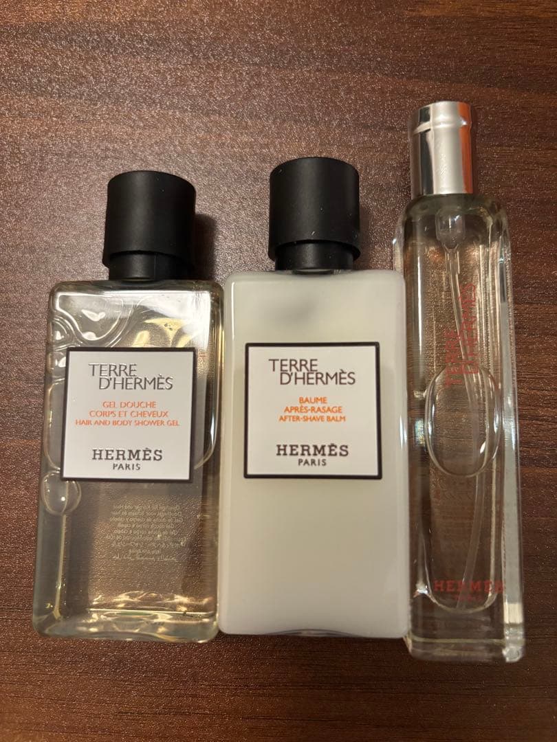 エルメス　テールドゥエルメス ホリデー2025