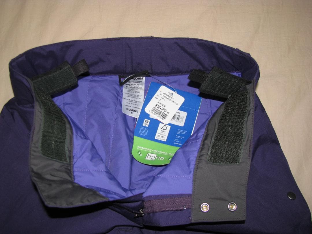 新品タグ付き Patagonia パタゴニア スノーパンツ S 高機能モデル