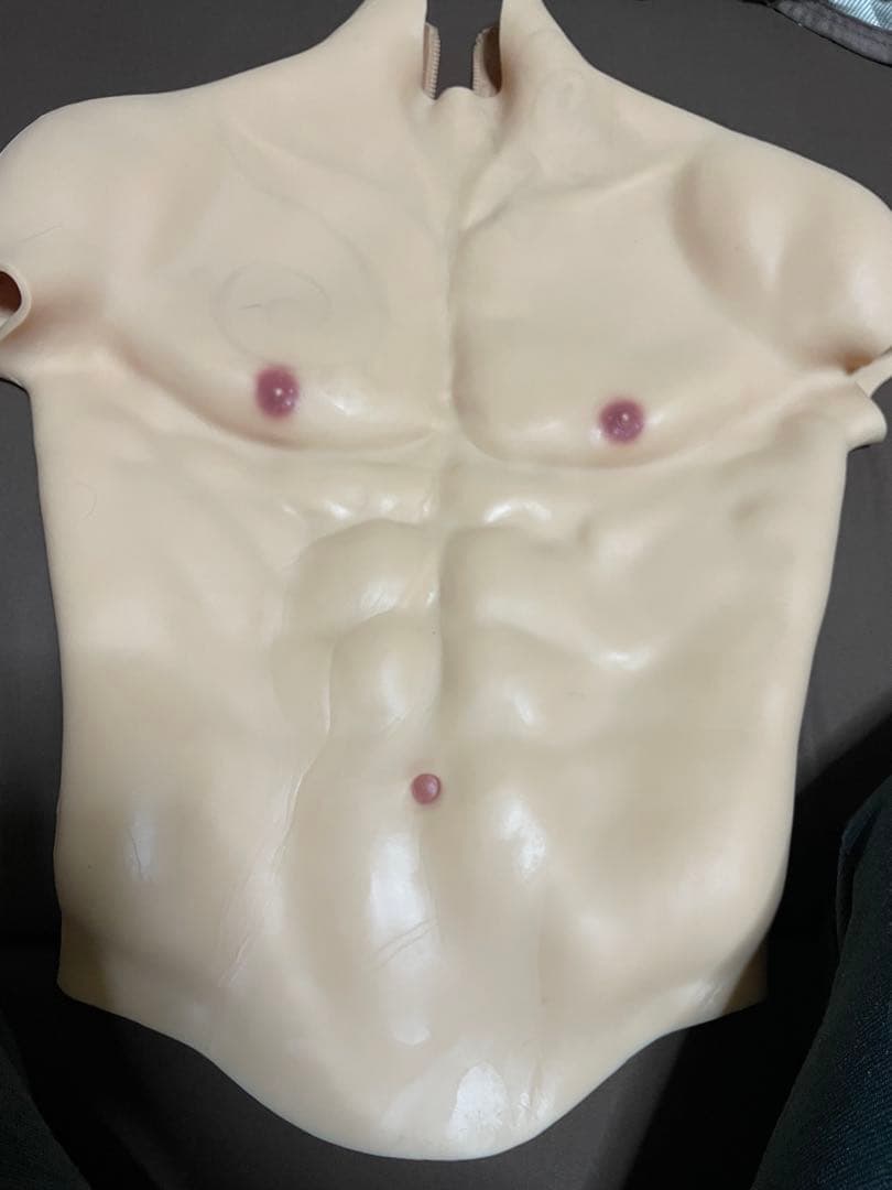 クラッセ　シリコン　筋肉スーツ　※ファスナー壊れてます　※ペンの跡あり