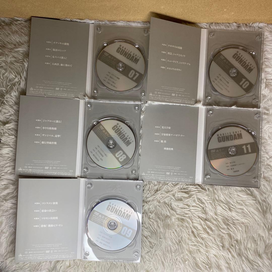【中古】機動戦士ガンダムDVD-BOX 1 2