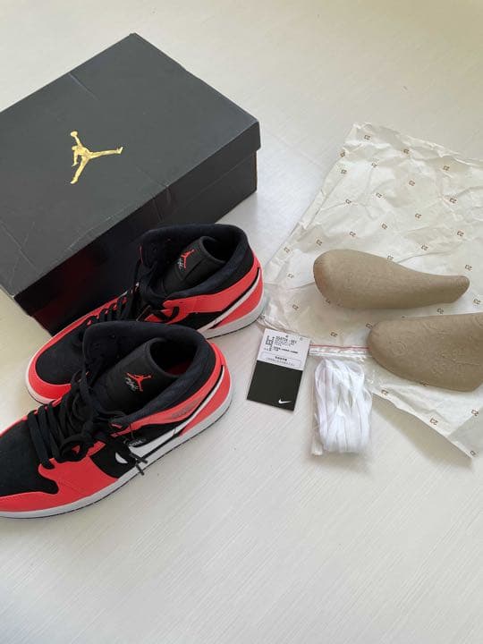 NIKE ナイキ エアジョーダン1 ミッド インフラレッド