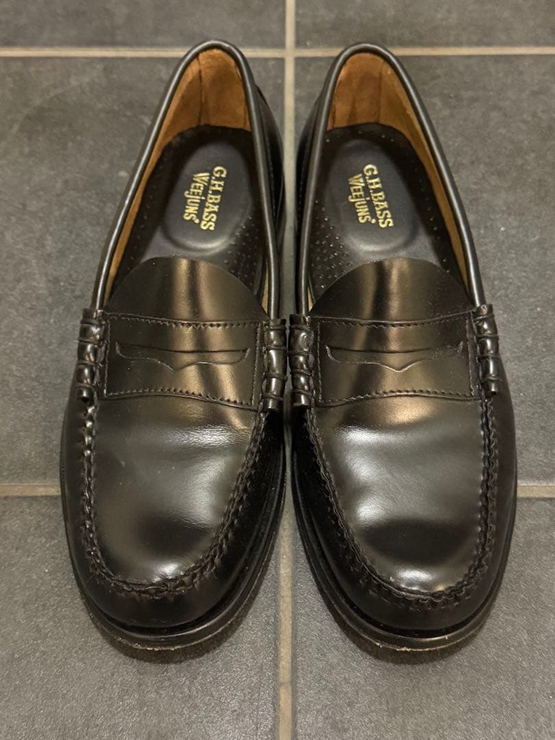 G.H. BASS ブラックレザー ローファー