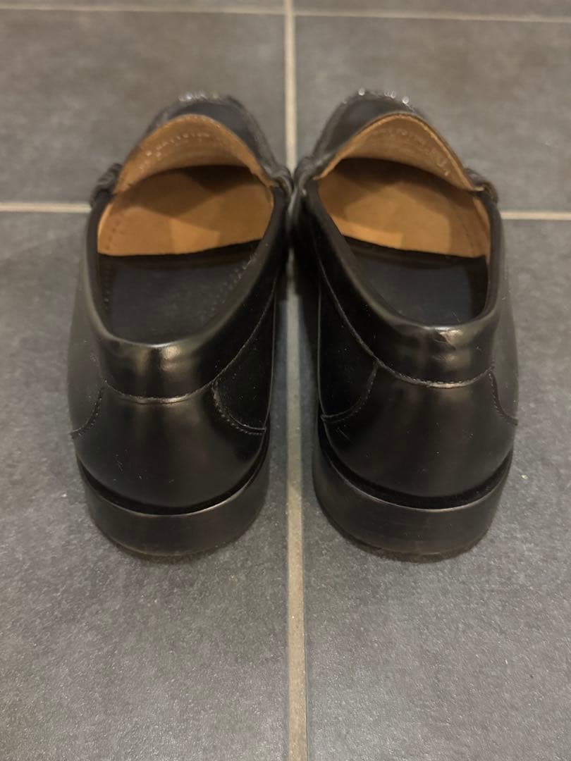 G.H. BASS ブラックレザー ローファー