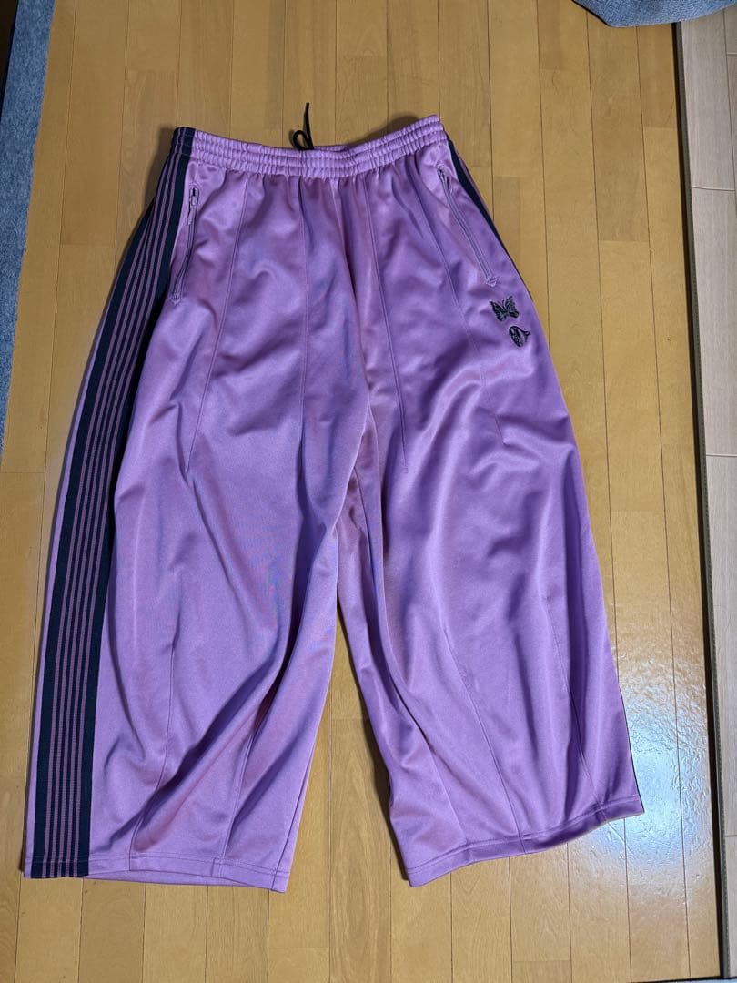 Needles × Kae Tanaka ヒザデル トラックパンツ ピンク