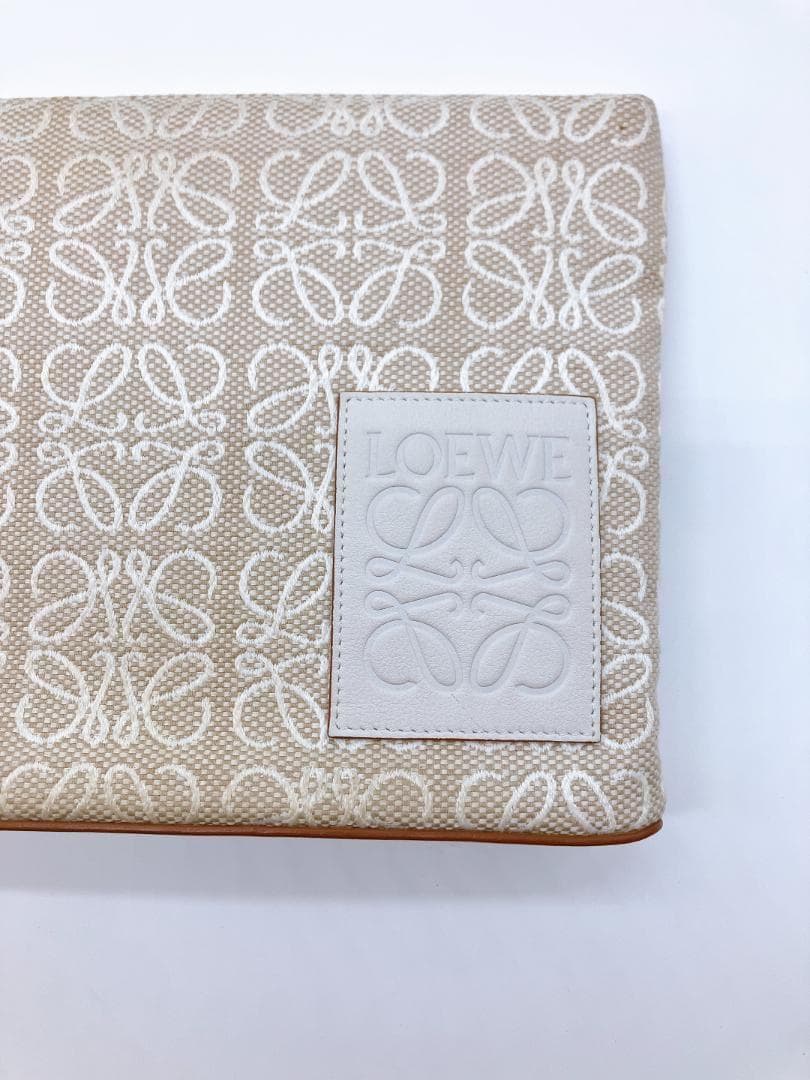 LOEWE オブロング アナグラム セカンドバッグ クラッチバッグ ポーチ