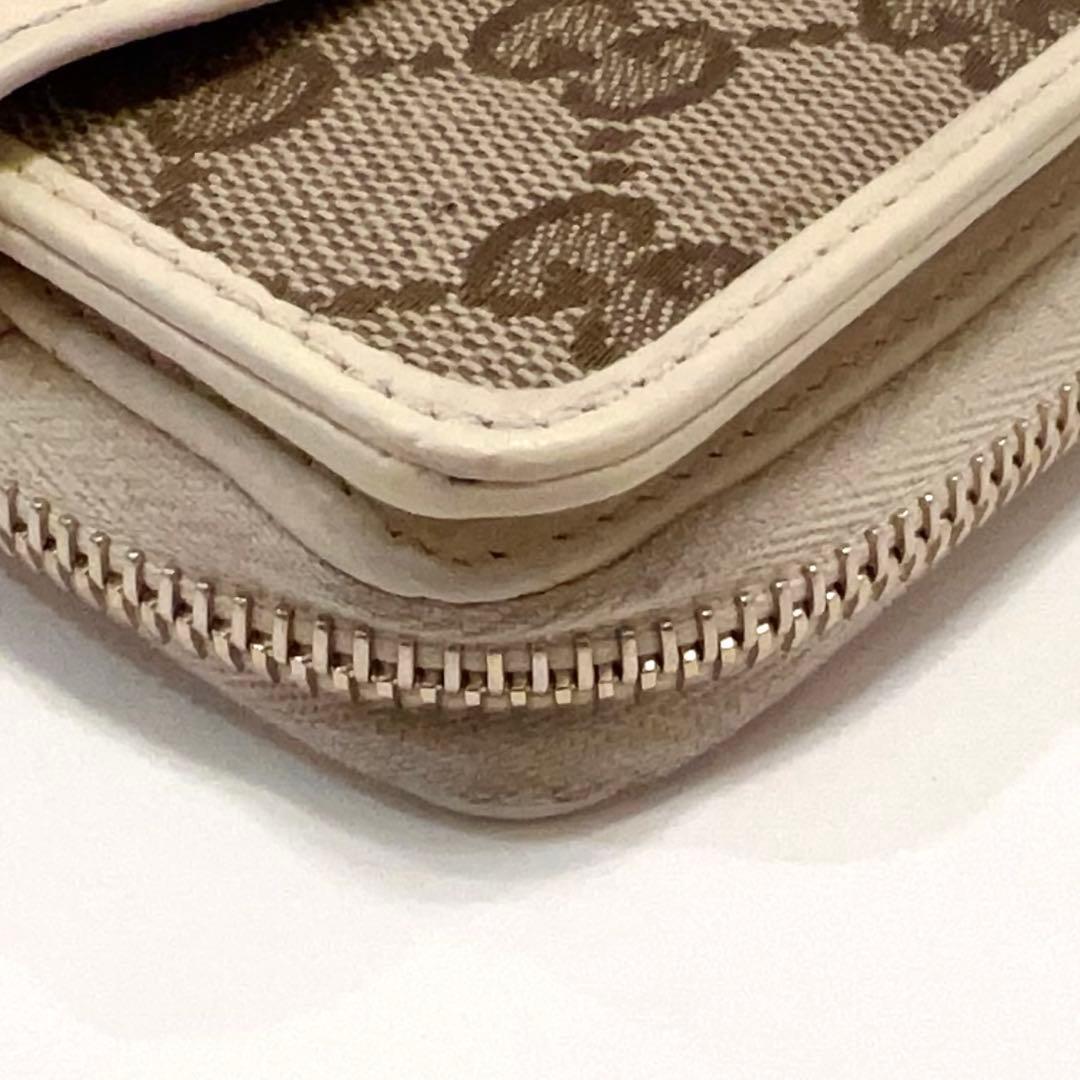 グッチ 折り財布 GGキャンバス GG柄 ラウンドファスナー コンパクト 白