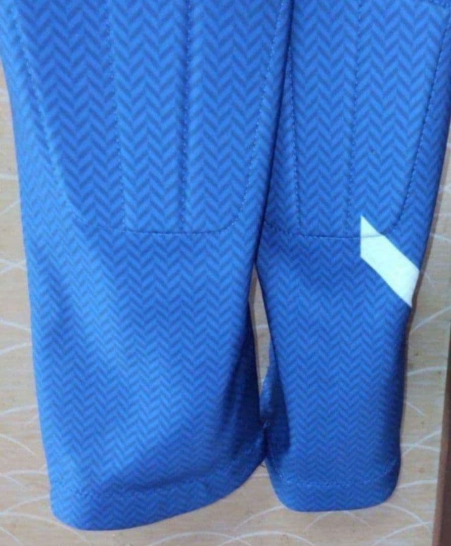 ほぼ新古品 GOLD WIN ゴールドウィン Jr.ワンピース