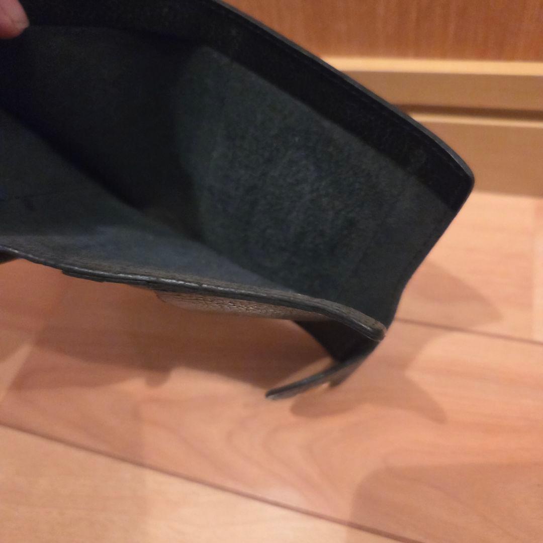 希少 イルビゾンテ 二つ折り財布 黒 レザー 金ボタン 多機能 大人気