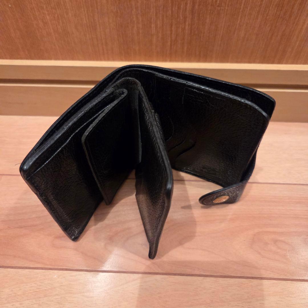 希少 イルビゾンテ 二つ折り財布 黒 レザー 金ボタン 多機能 大人気