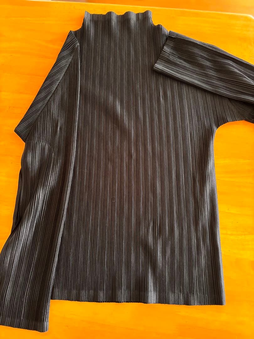 週末限定値引き中~1/25まで PLEATS PLEASE タートルネック長袖