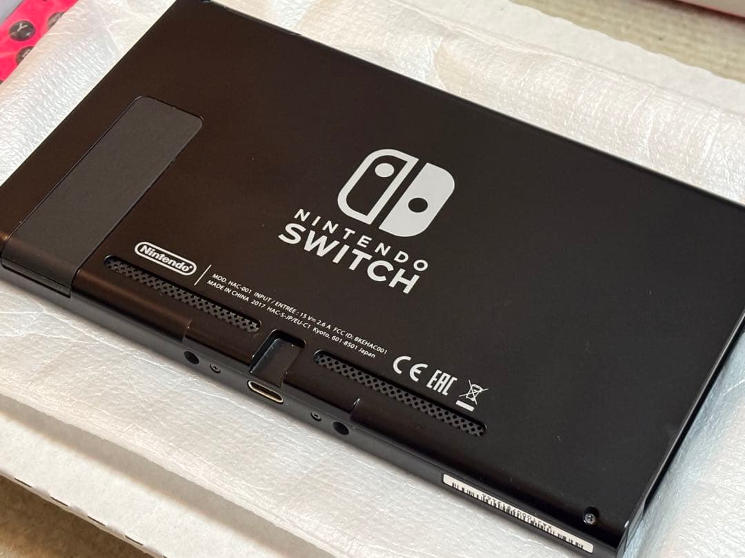 任天堂スイッチ　本体