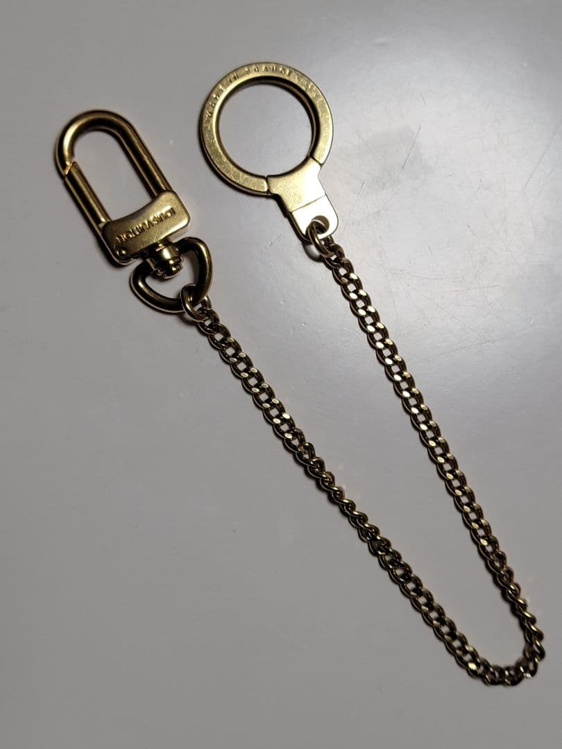 Louis Vuitton シェンヌ アノクレ ウォレットチェーン