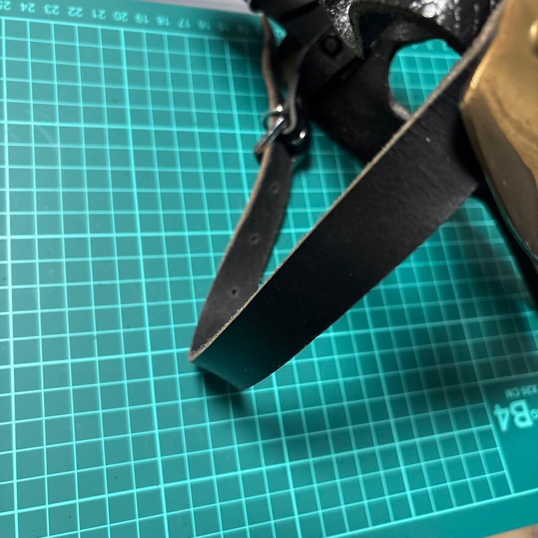 mf doom マスク　ゴールド　madvillain