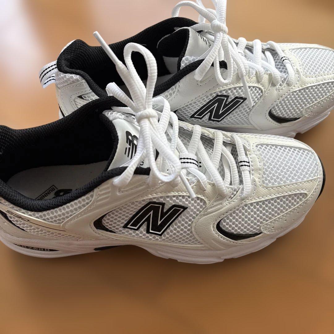KN　美品☆ニューバランス MR530EWB ブラック ホワイト 23cm