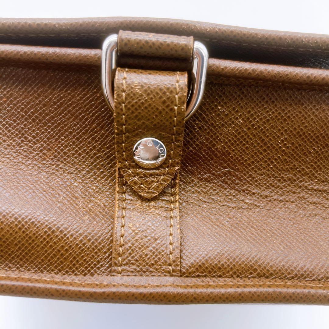 Louis Vuitton タイガーショルダーバッグ　ブラウン