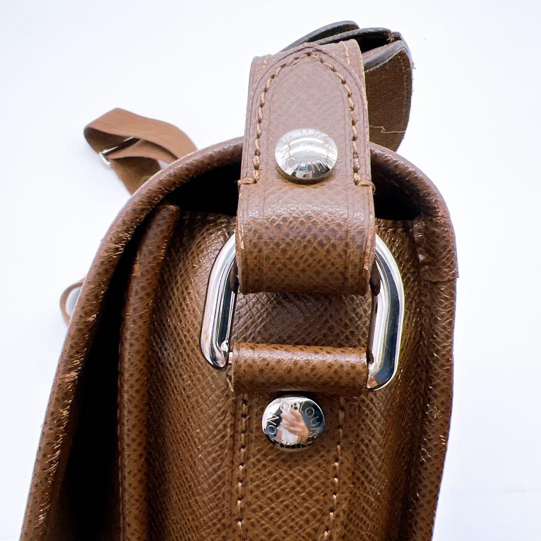 Louis Vuitton タイガーショルダーバッグ　ブラウン