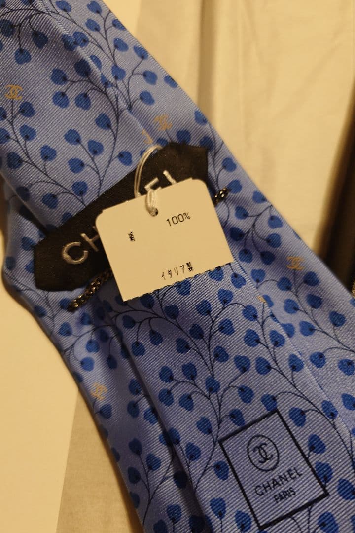 値下　新品未使用　CHANEL 青 花柄 ネクタイ