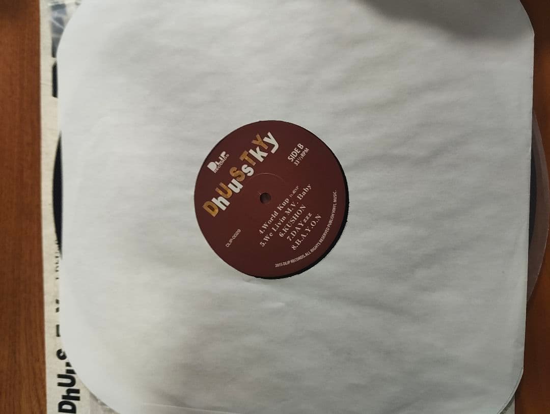 dusty husky レコード