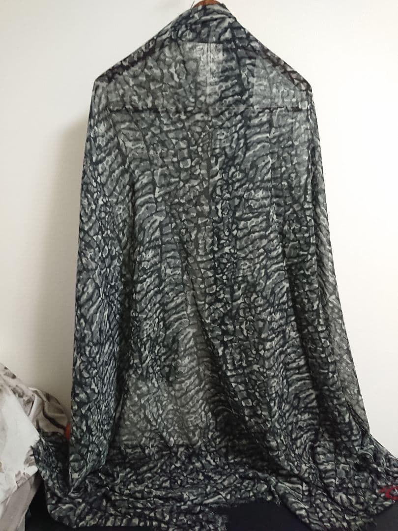 ルイ・ヴィトン LOUIS VUITTON ストール　ショール　カモフラ　グレー