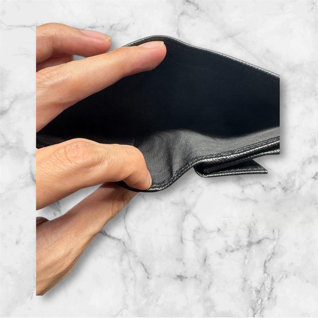 美品 PRADA 二つ折り財布 1MV204サフィアーノ レザー トライアングル