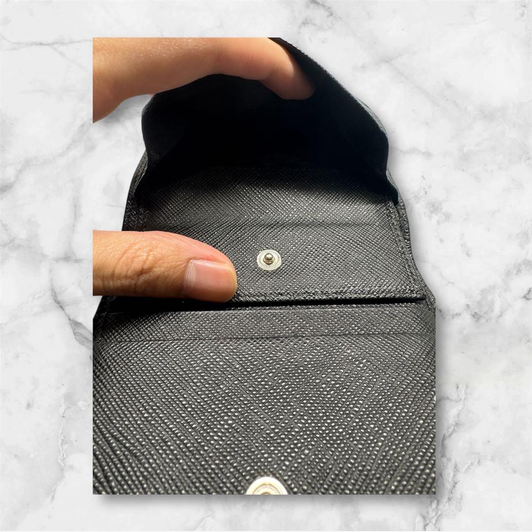 美品 PRADA 二つ折り財布 1MV204サフィアーノ レザー トライアングル