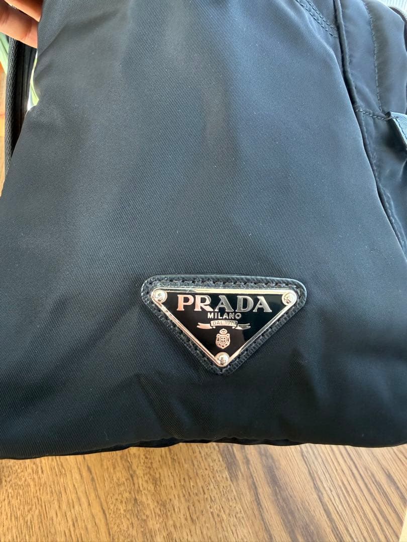 Momo PRADA ブラック ナイロン リュック