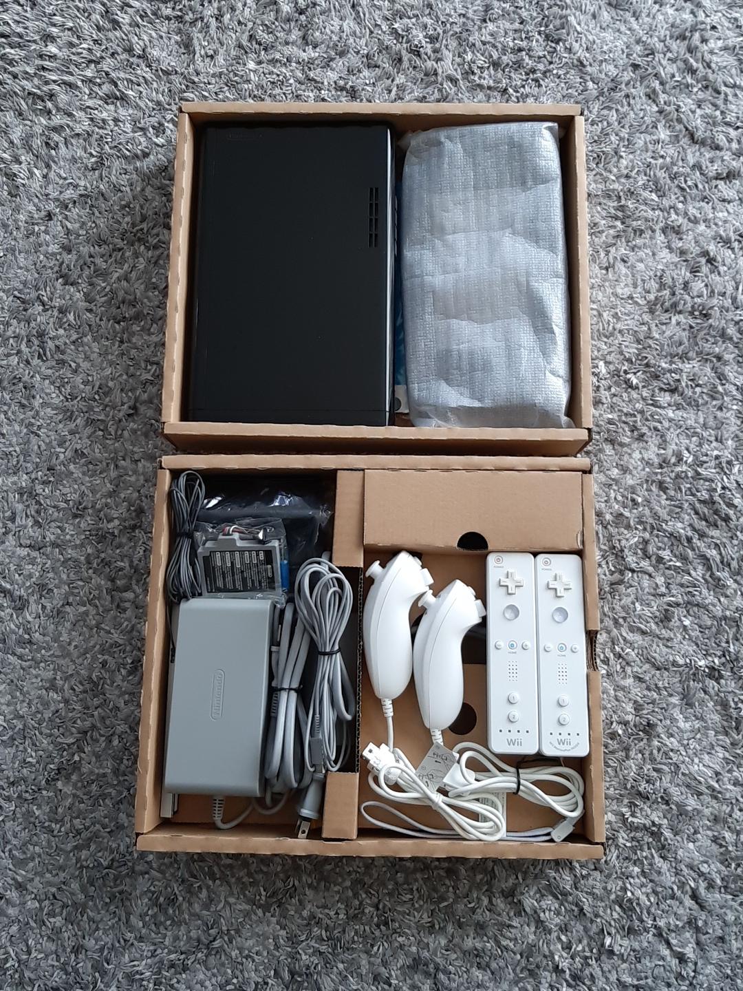 Wii U 本体＋各種コントローラ＋ソフト