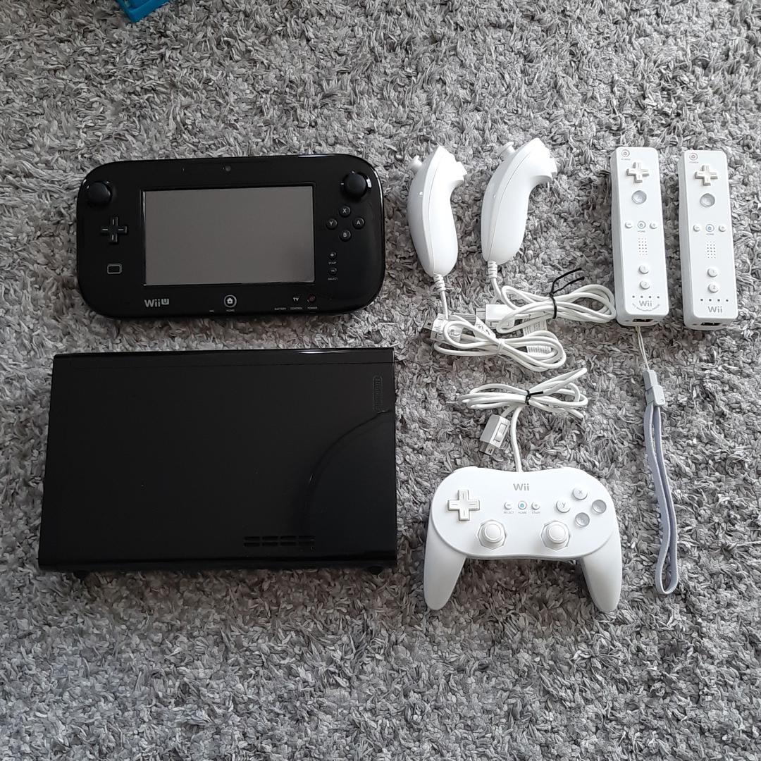 Wii U 本体＋各種コントローラ＋ソフト