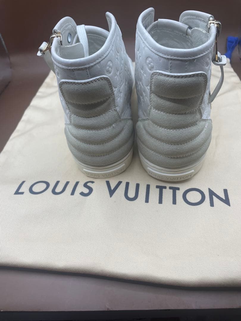 うさ 美品ルイヴィトン　パンチライン　ハイカットモノグラム