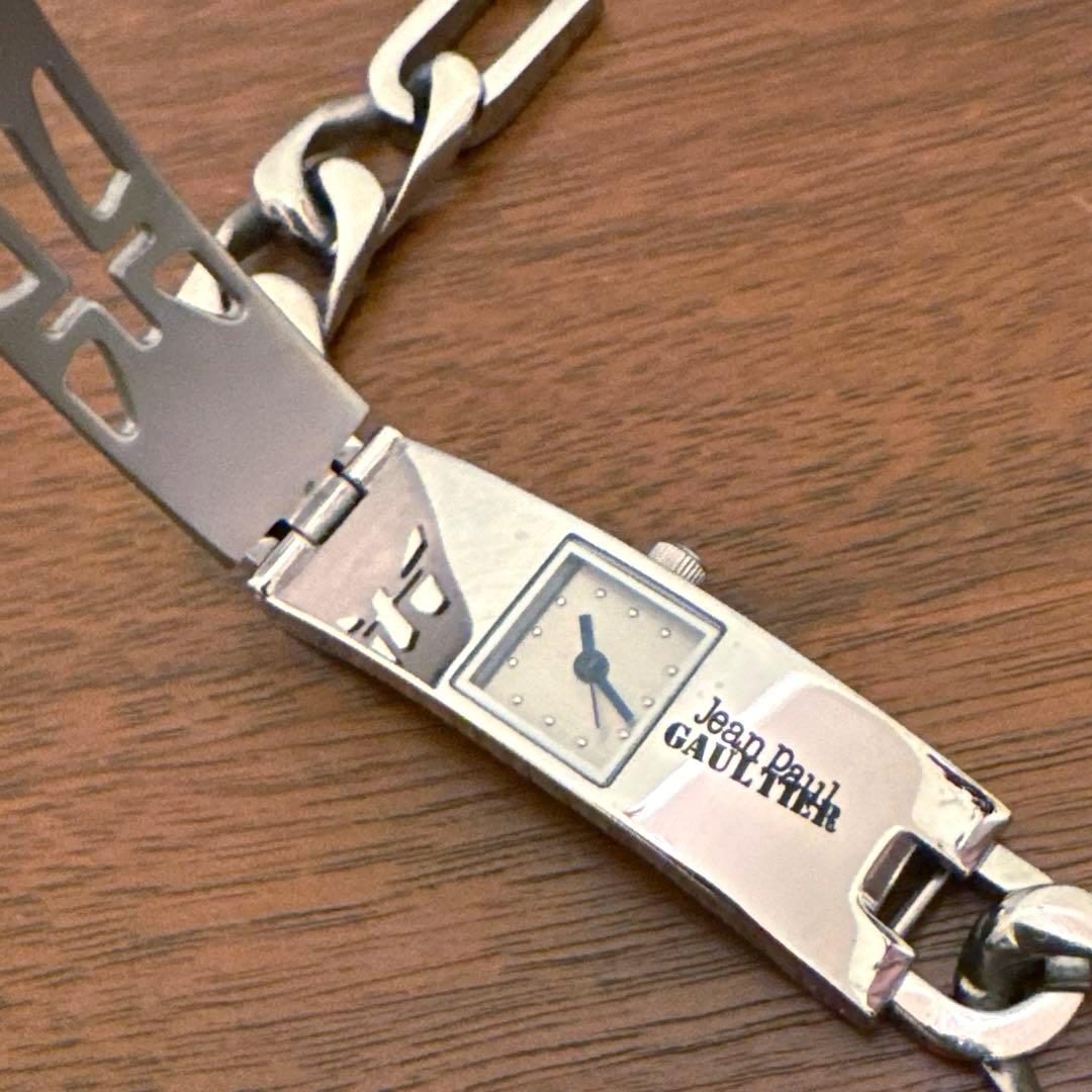 電池切れ　jeanpaulgaultier　腕時計　ブレスレット　十字架