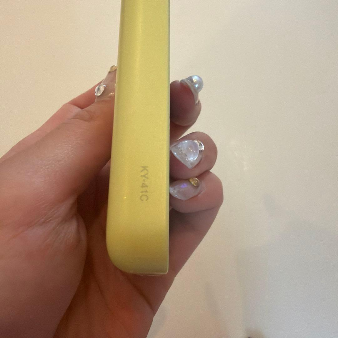 docomo KY41C ライトイエロー