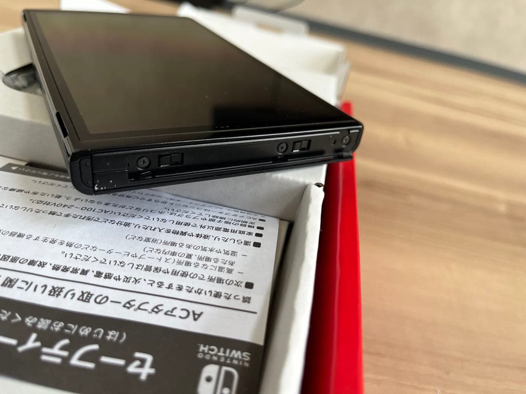 Nintendo Switch 有機ELモデル 本体　ホワイト