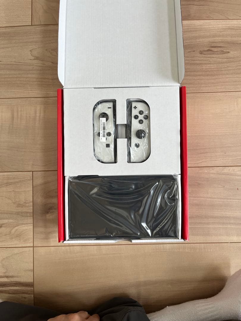 Nintendo Switch 有機ELモデル 本体　ホワイト