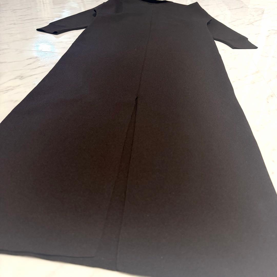 【未使用】2025✨️ノーブル ポロシャツ ニット ワンピース 美ライン ブラウン
