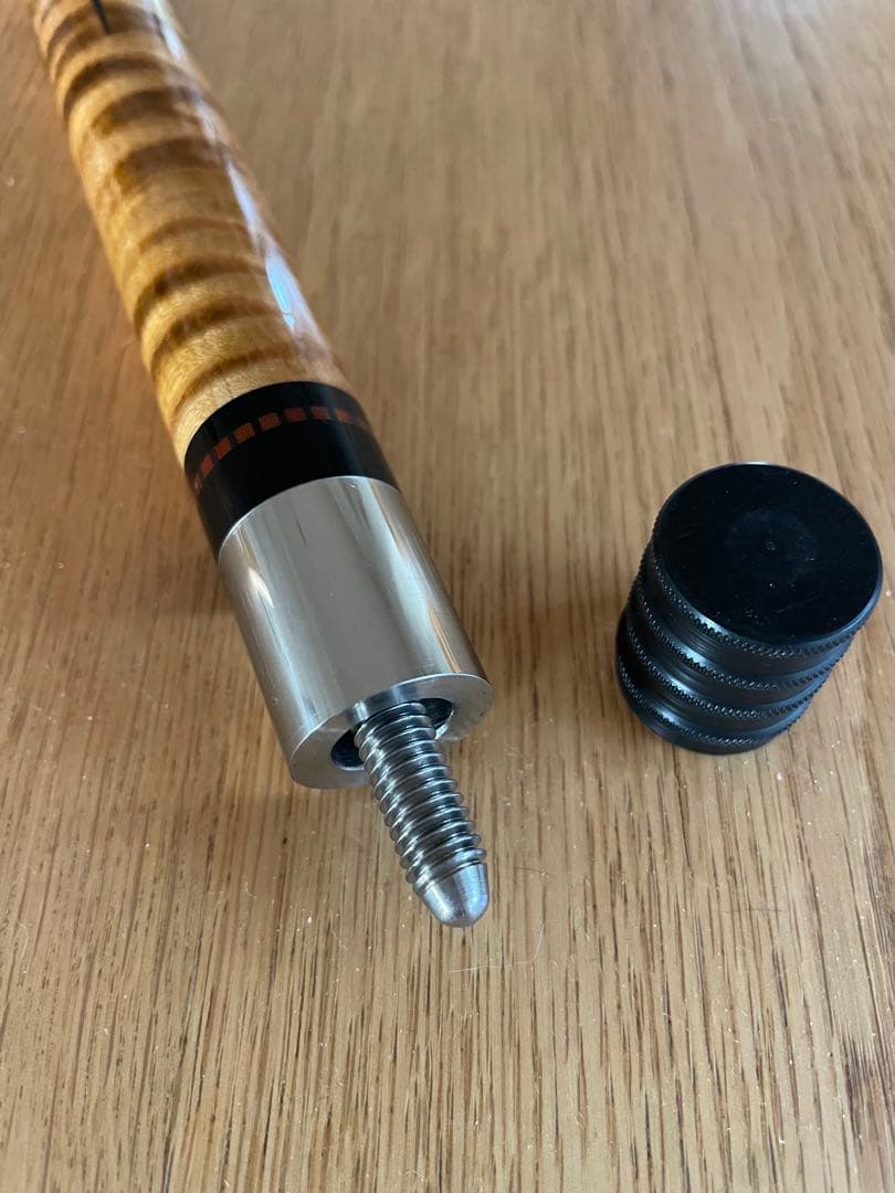 ジナカスタムキュー5剣モデル　ウイットン製専用ケース付