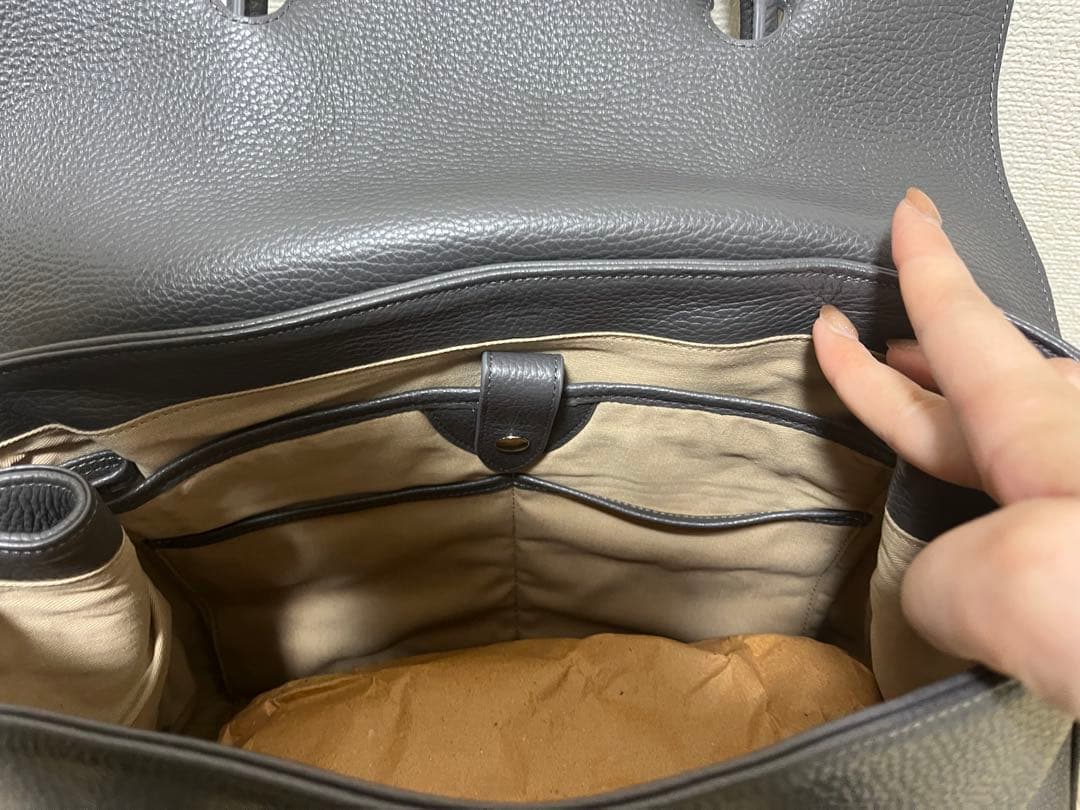 グレー ボックス型 ビジネスバッグ