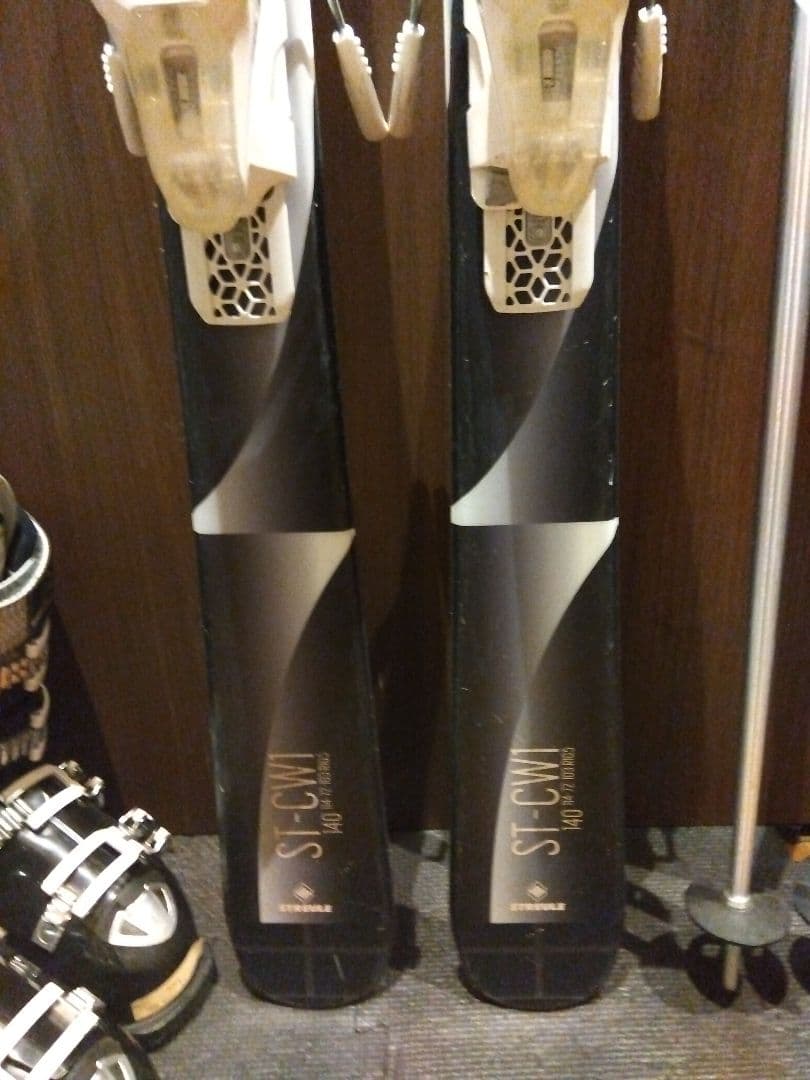 STREULE/学生・レディース用/スキーセット/メンテ・WAX済み✔軽量板！