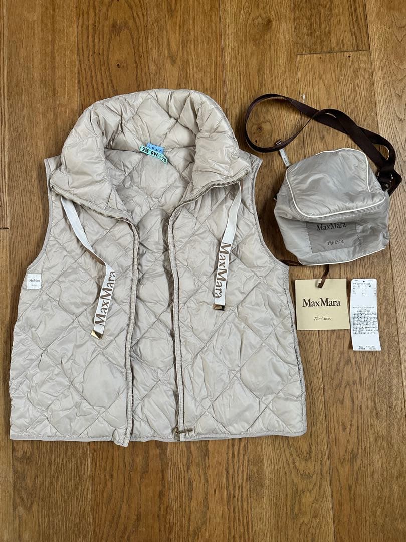 マックスマーラ　ダウンベスト