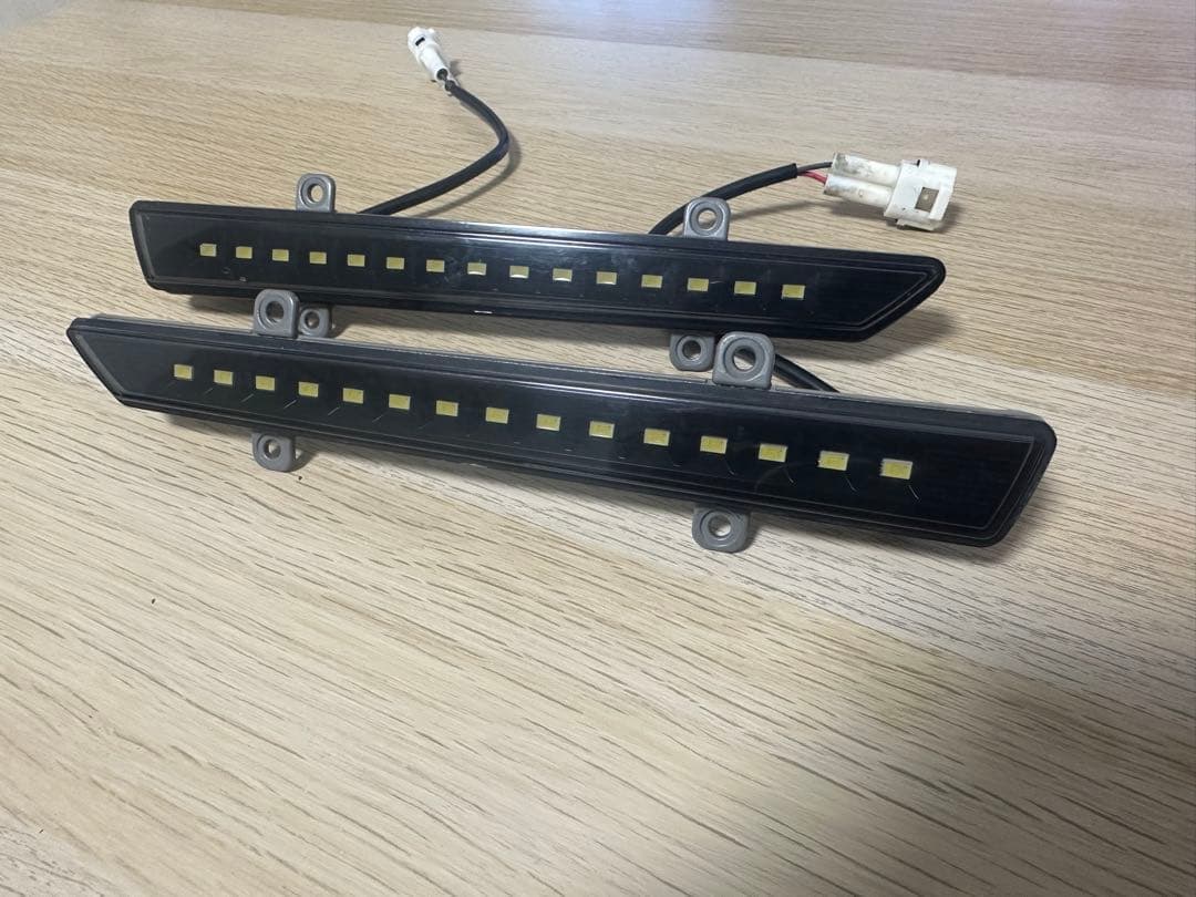 最終値下げ80系ノア ヴォクシー TRDフロントスポイラー用デイライト左右セット