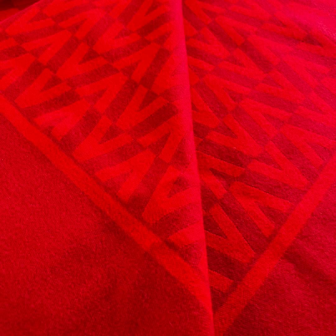 【極美品】VALENTINO ヴァレンチノ ブランケット レッド 大判