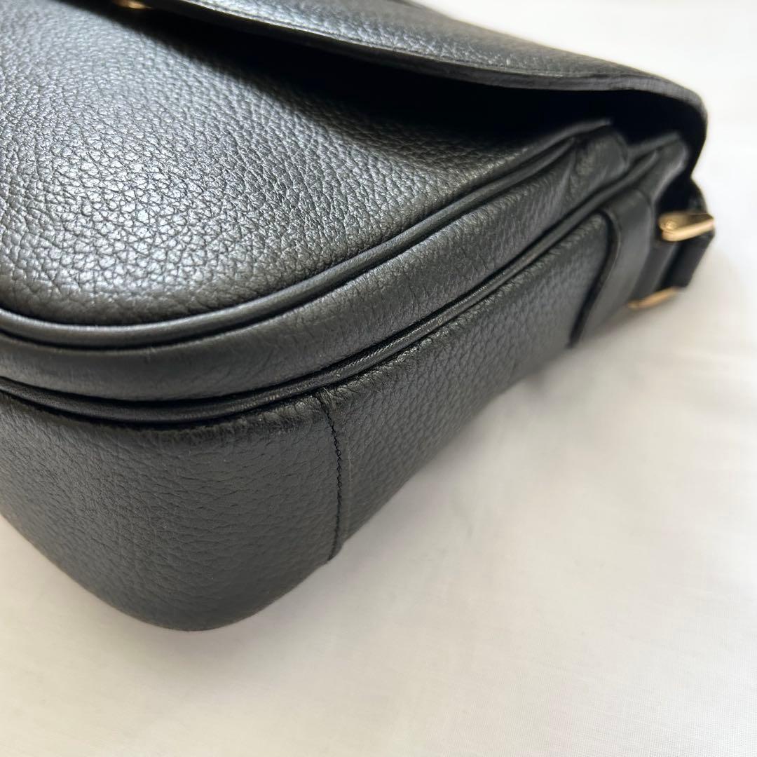 ■美品■BURBERRY ショルダーバッグ　クロスボディ　ブラック　レザー