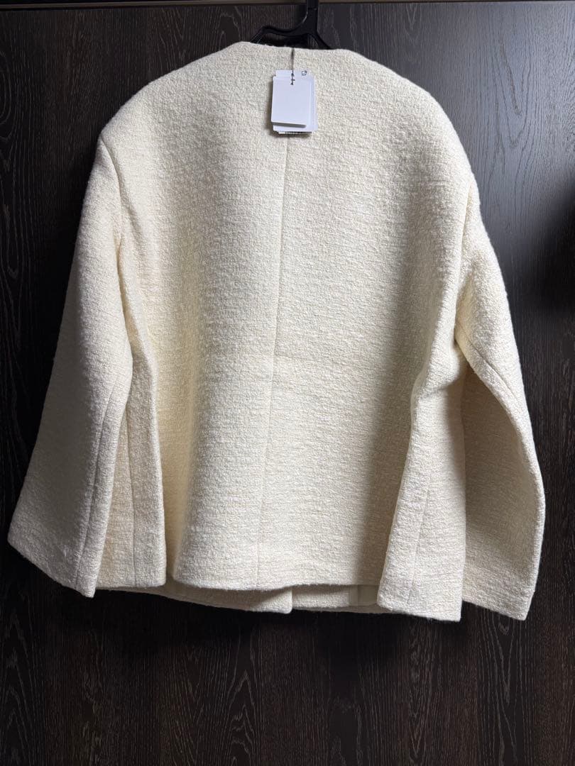 セオリーリュークス　新品未使用　ツイードコート40サイズ　ホワイト