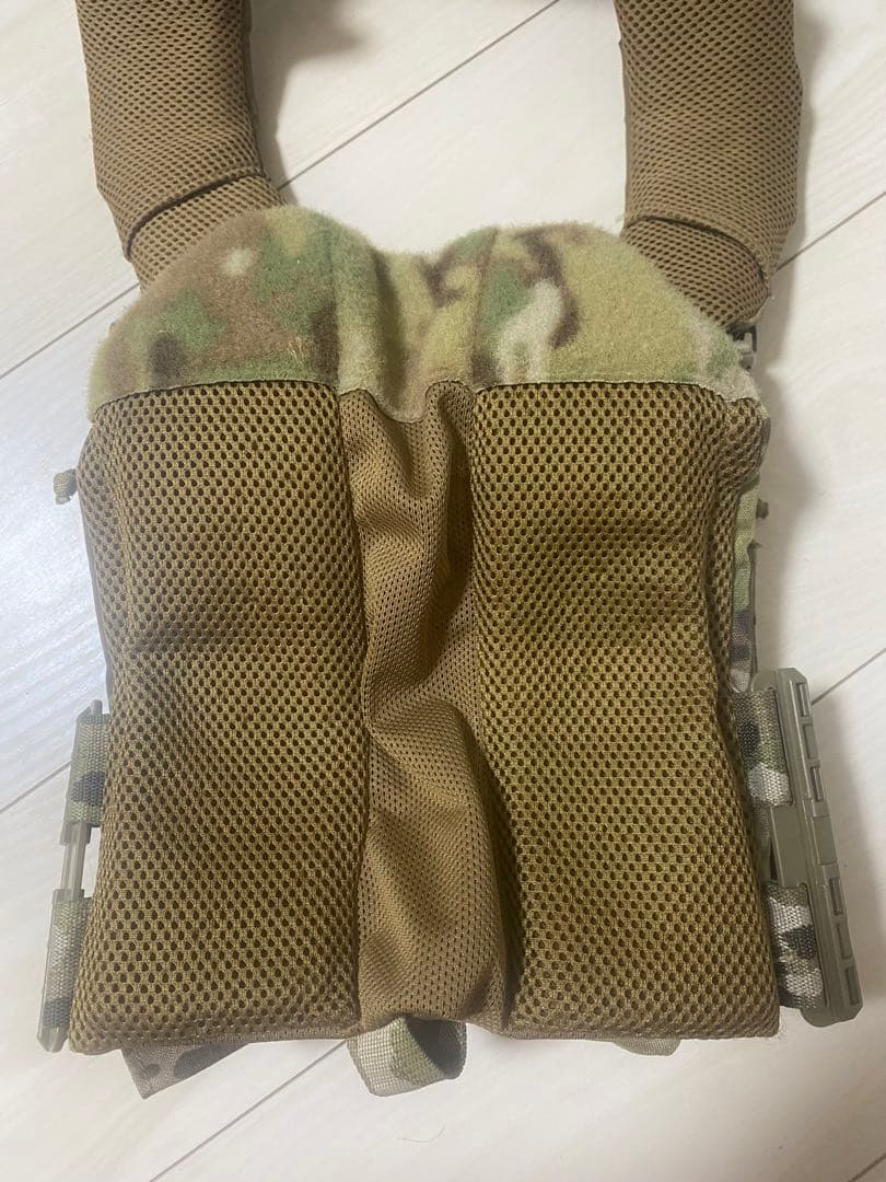 FIRST SPEAR STRANDHOGG マルチカム プレートキャリア