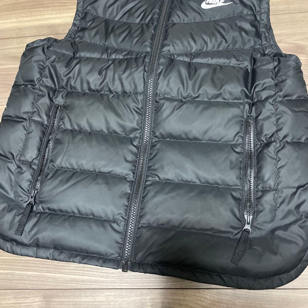 NIKE レディース ダウンベスト ブラック M