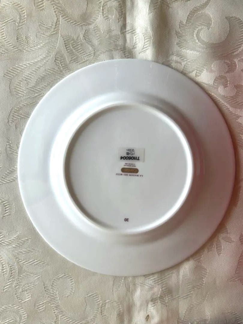 Cartier 金彩ロゴ縁取り パン皿デザート皿16.5センチ2枚箱入り