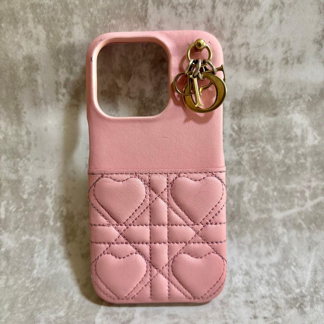 H81 DIOR ディオール　iPhoneケース 15PRO ピンク　チャーム