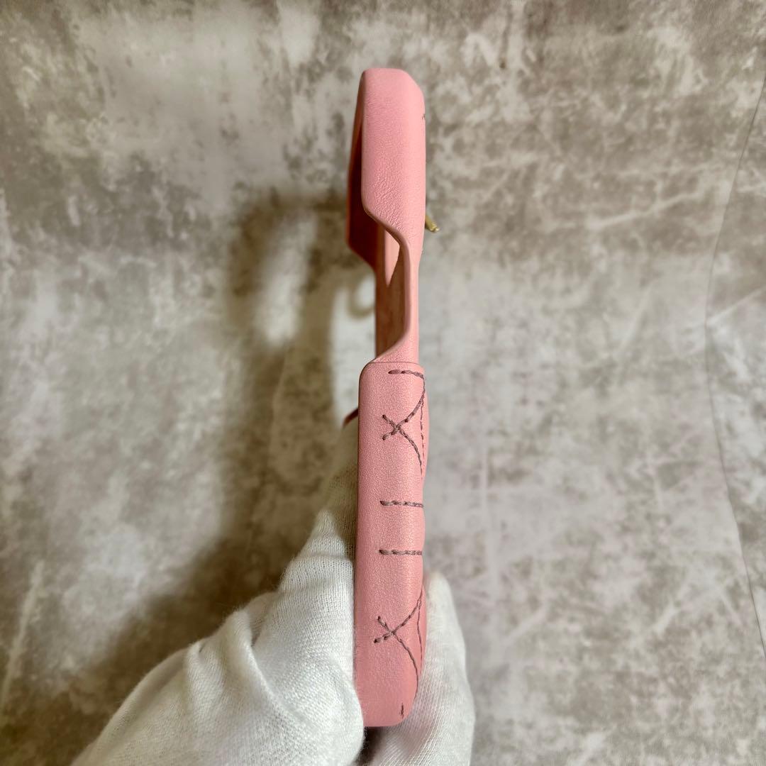H81 DIOR ディオール　iPhoneケース 15PRO ピンク　チャーム